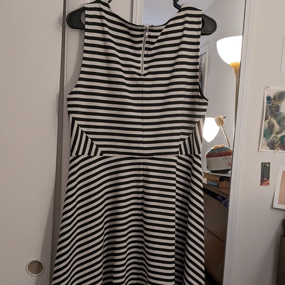 H&M Divided Black and White Stripe A line Dress in large - Picture 3 of 5